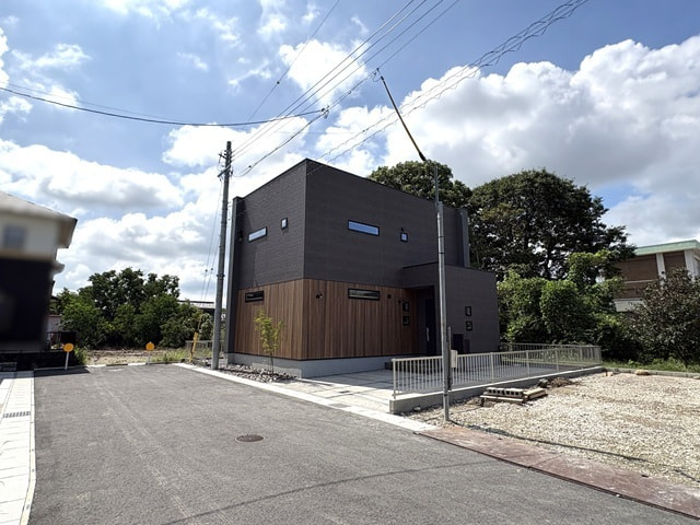 久居野村町　分譲地